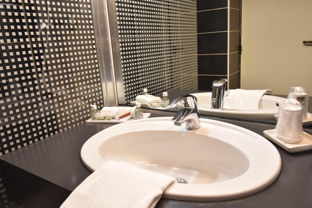 Hotel Du Golf Saint Lazare Лимож Екстериор снимка