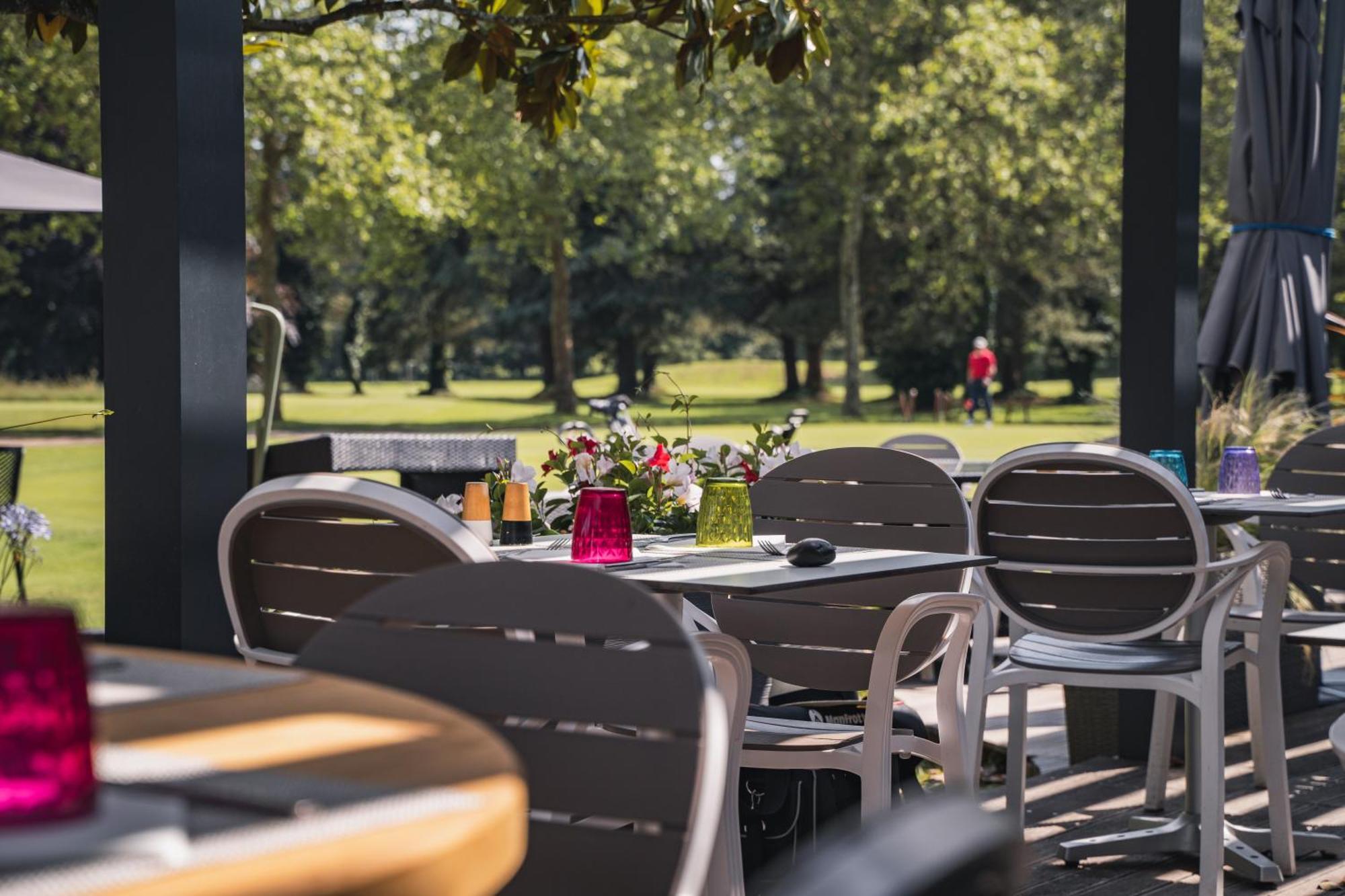 Hotel Du Golf Saint Lazare Лимож Екстериор снимка